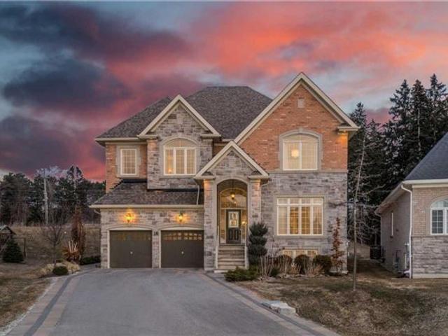 16 Championship Circle Pl