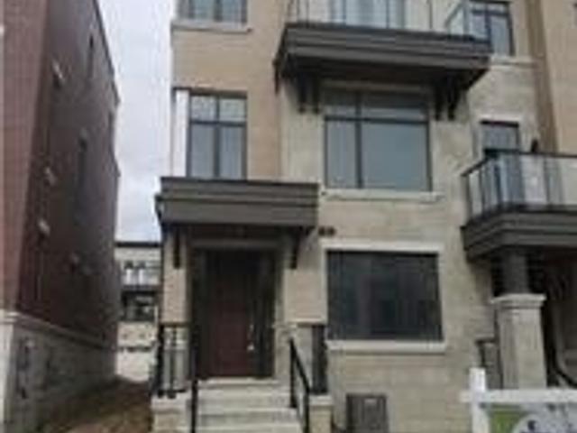 12 Aylin Cres
