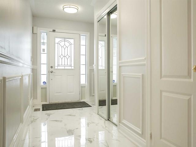 192 Deepsprings Cres