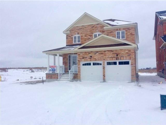 2 Don Hadden Cres