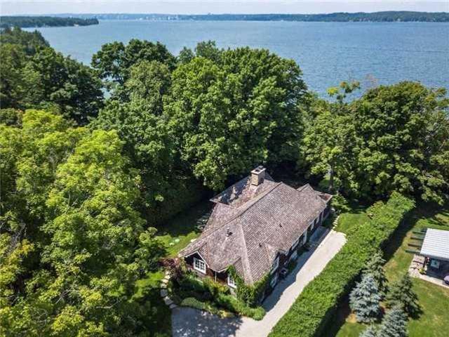 1968 Strathallan Woods Pl