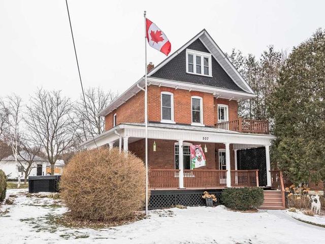 507 Simcoe St