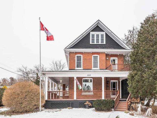 507 Simcoe St