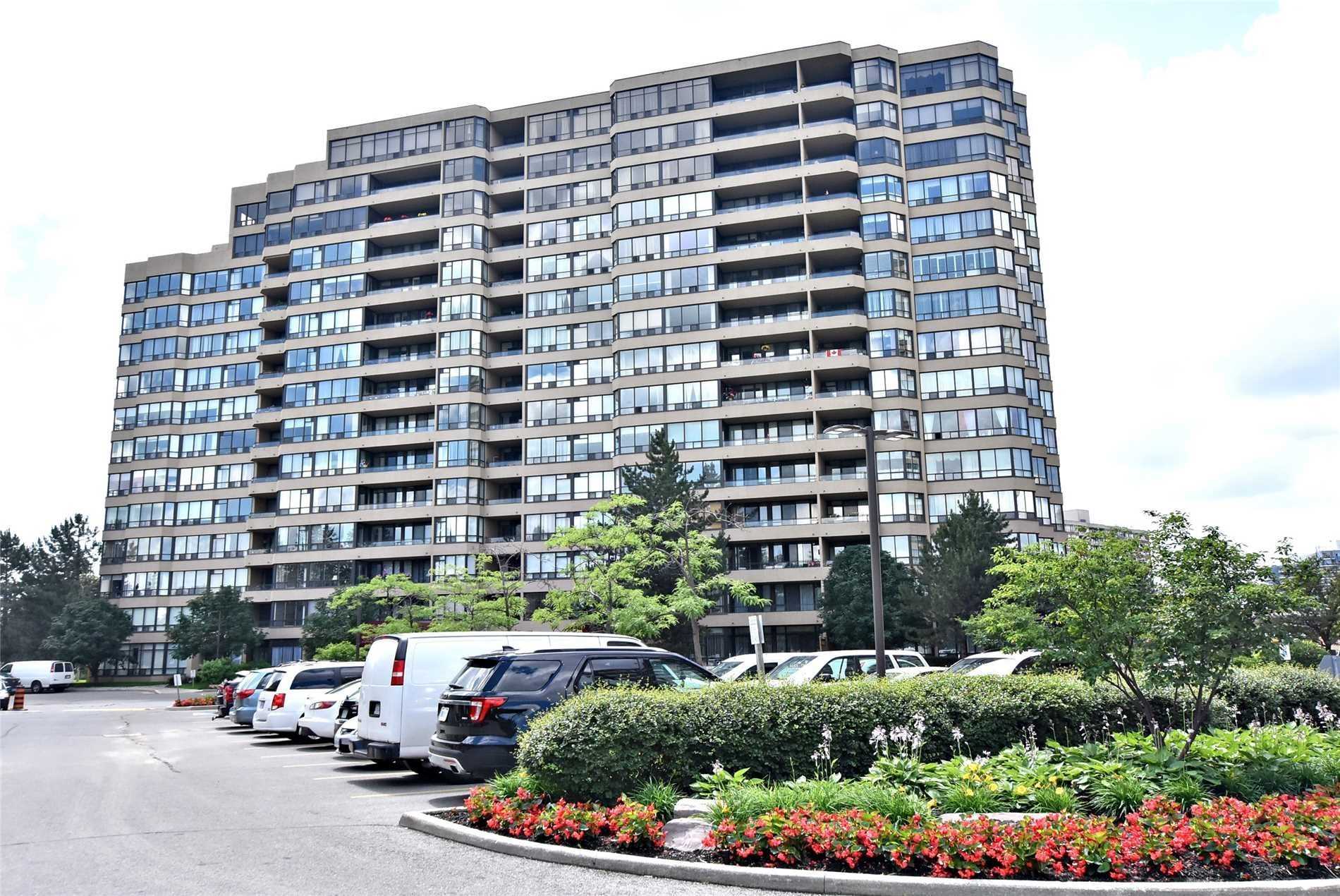 1520 32 Clarissa Dr, Richmond Hill Terminated, N4432943 Condos.ca