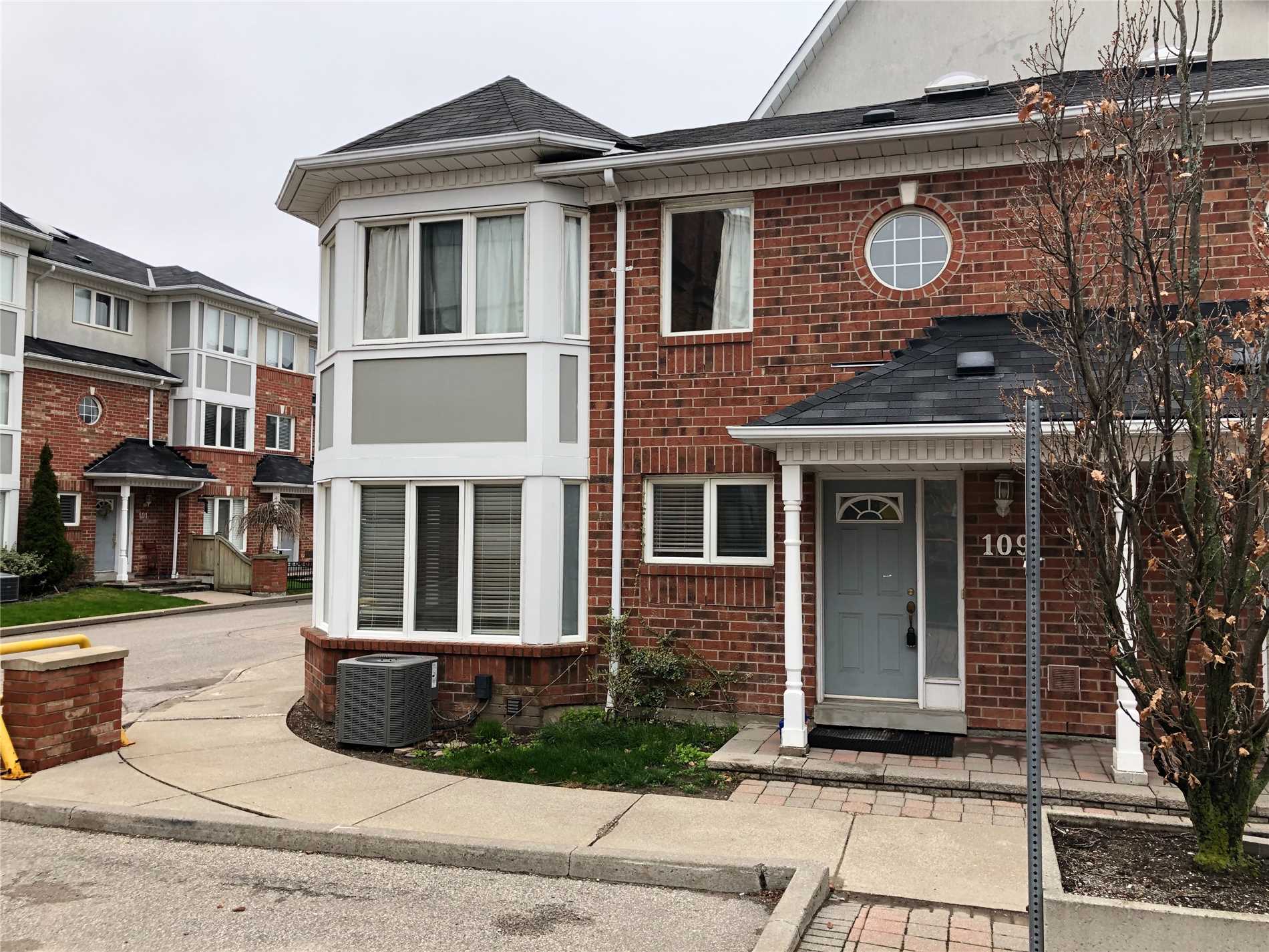 109 18 Clark Ave, Thornhill Leased, N4436618 Condos.ca