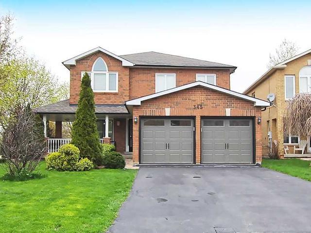 345 Pickering Cres