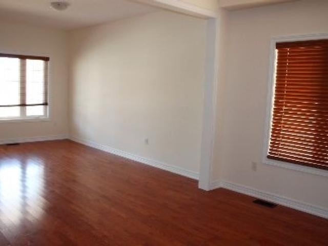 29 Pullman Rd