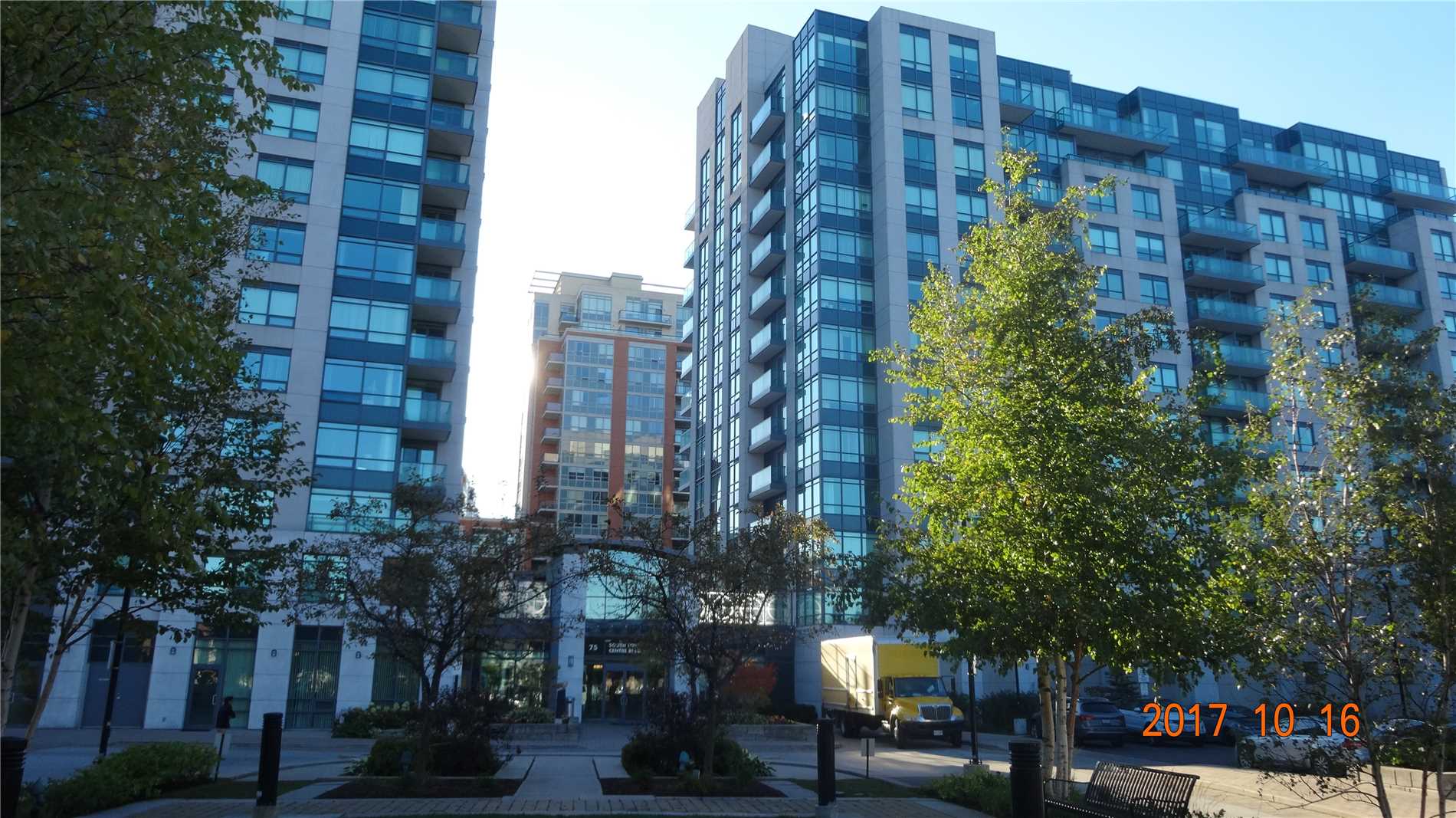 1009 55 South Town Center Blvd, Markham Terminated, N4461011 Condos.ca