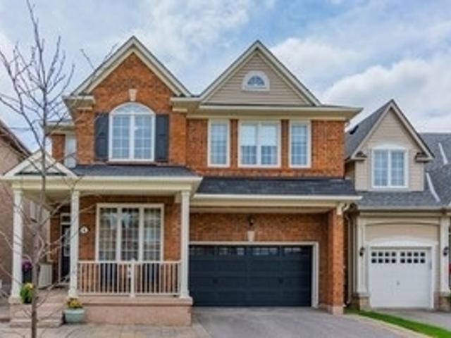 6 Isabella Garden Lane