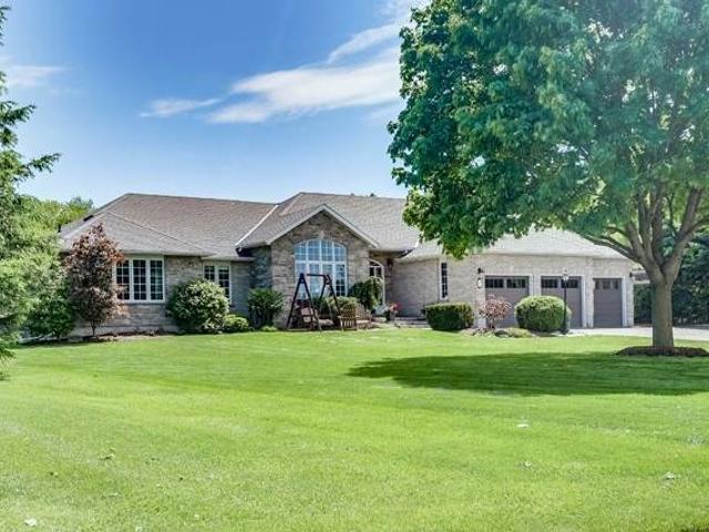 9 Oxford Crt
