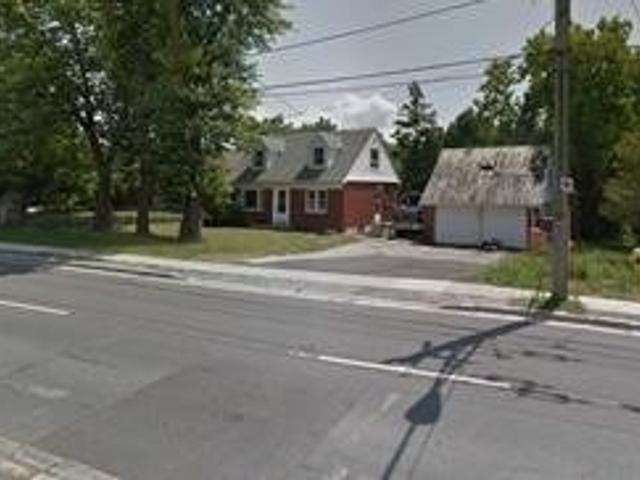 2365 Major Mackenzie Dr