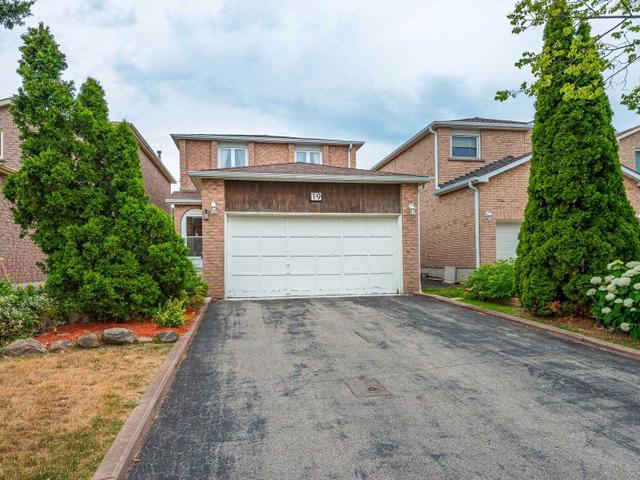 19 Forbes Cres