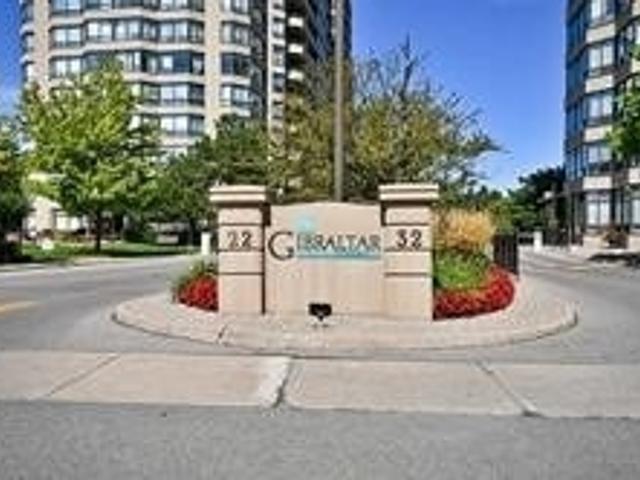 1405 - 22 Clarissa Dr