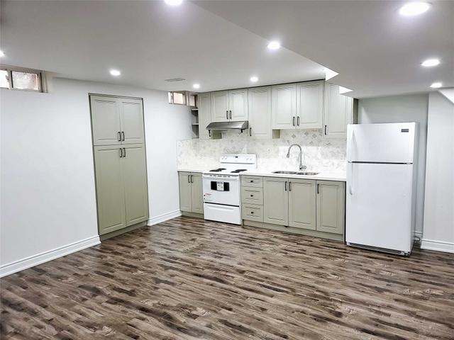 Bsmt - 1396 Castlemore Ave