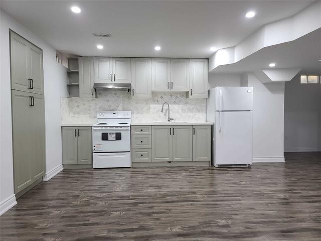 Bsmt - 1396 Castlemore Ave