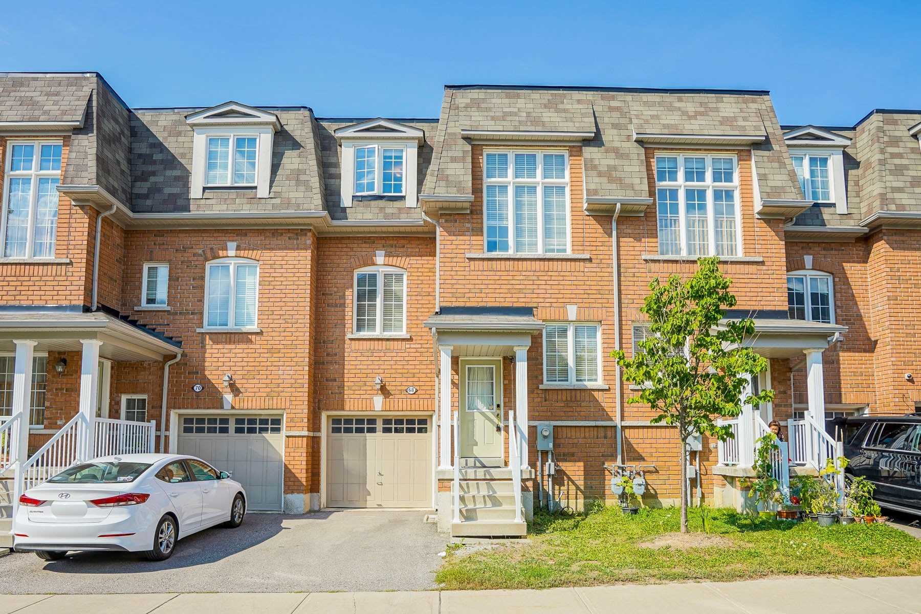 68 15 Old Colony Rd, Richmond Hill Sold, N4882798 Condos.ca