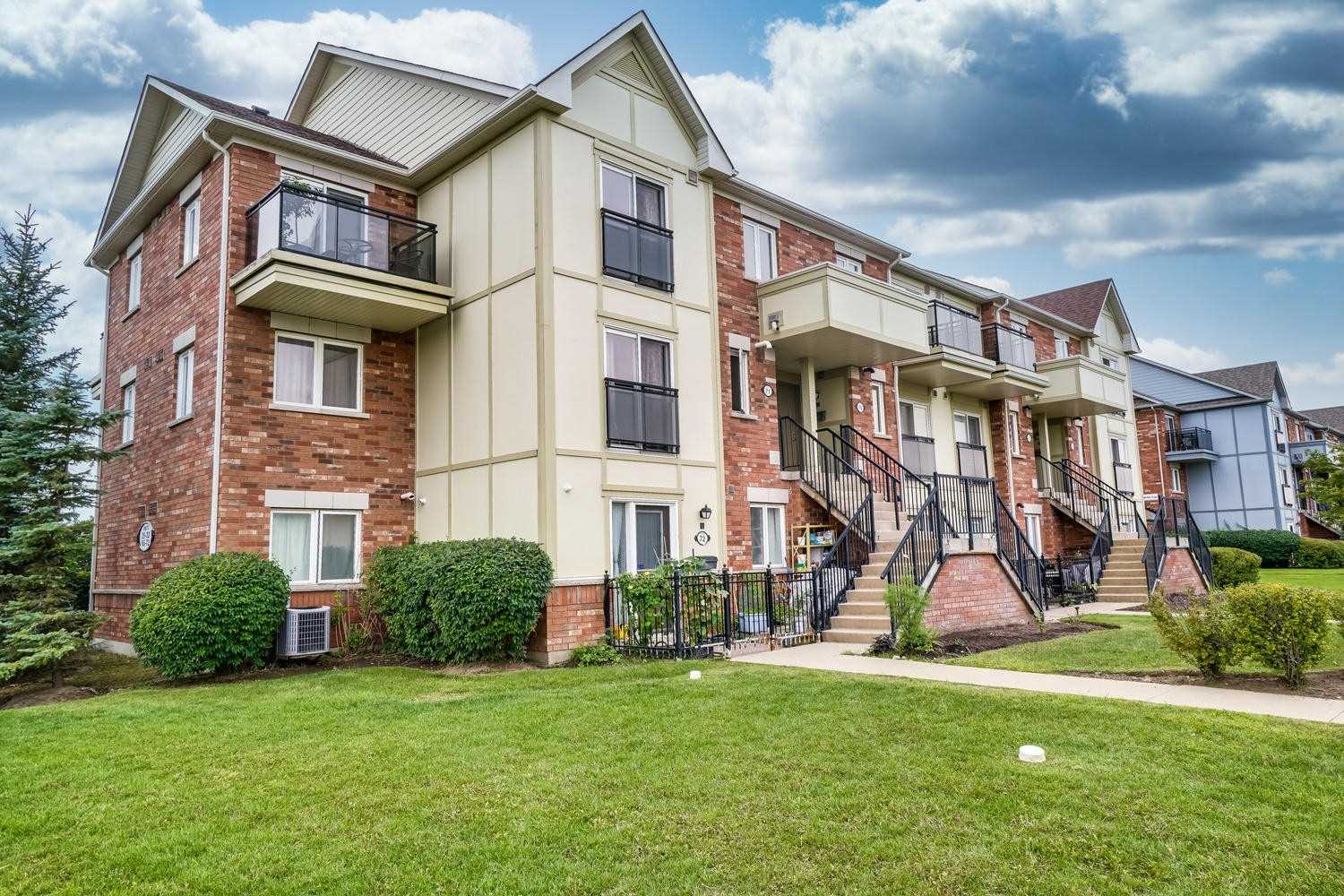 70 2285 Bur Oak Ave, Markham Sold, N4889645 Condos.ca