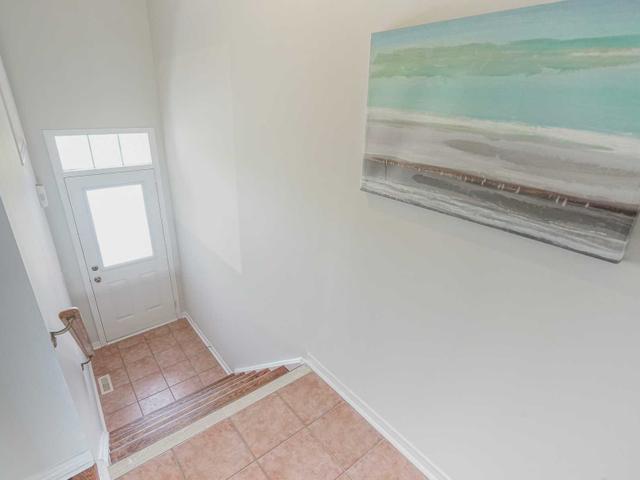 46 Coburg Cres