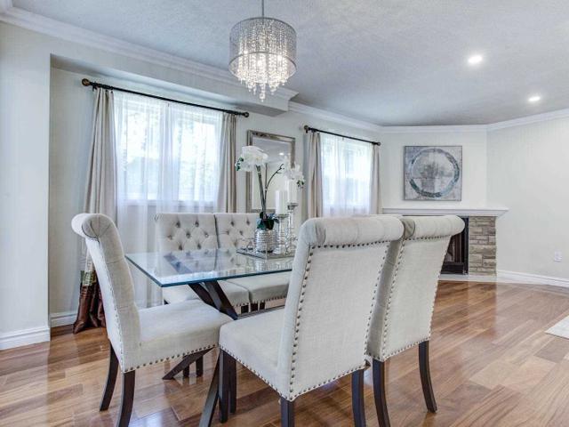 766 Leslie Valley Dr