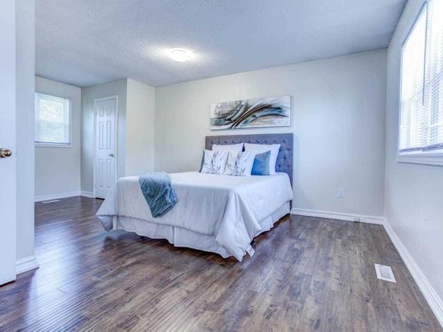 766 Leslie Valley Dr