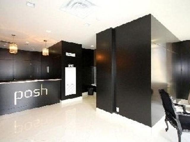 702 - 520 Steeles Ave W