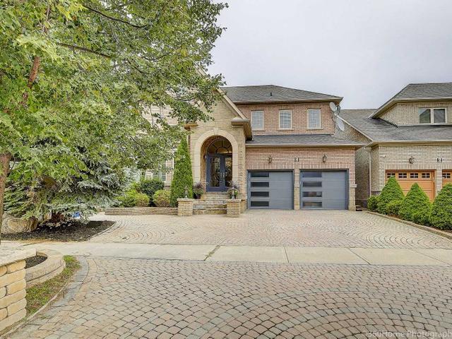 2 Glaceport Cres