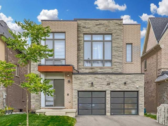 99 Hurst Ave