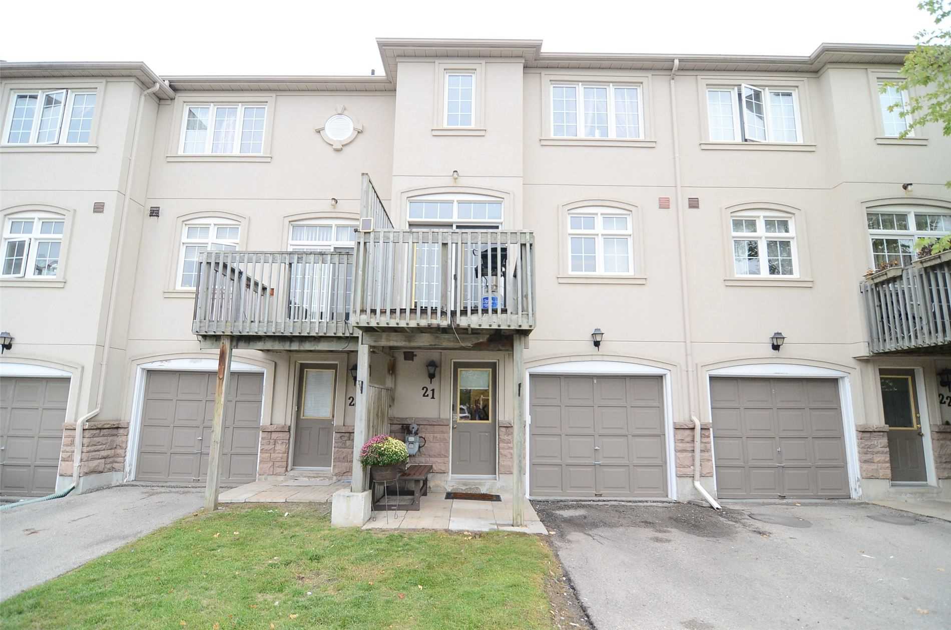21 10 Post Oak Dr, Richmond Hill Sold, N4905063 Condos.ca