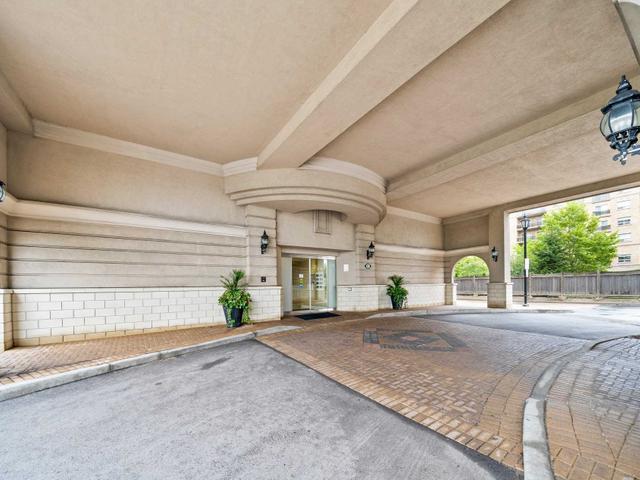 402 - 1 Maison Parc Crt