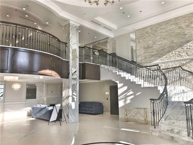 311 - 99 South Town Centre Blvd