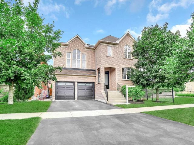 6 Hearthside Ave