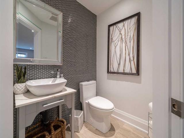 342 Clearmeadow Blvd