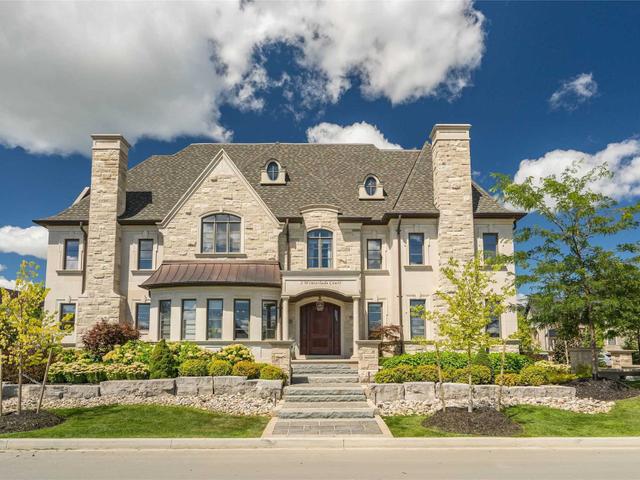 2 Winterlude Crt