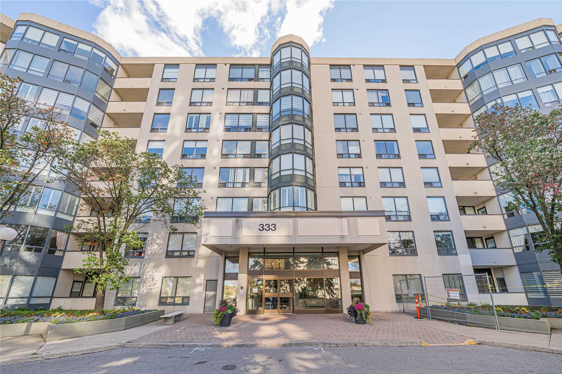 211 333 Clark Ave W, Thornhill Terminated, N4936755 Condos.ca
