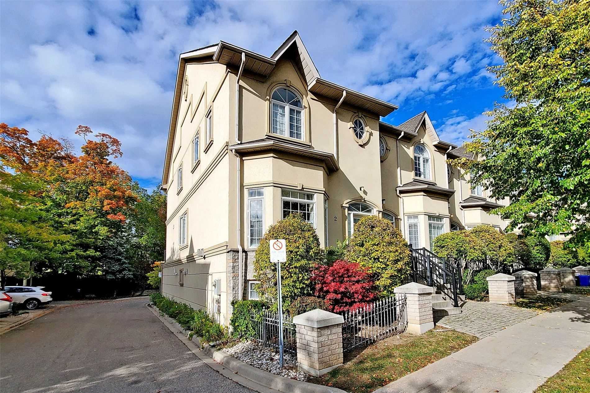 2 Briggs Ave, Richmond Hill Sold, N4939934 Condos.ca