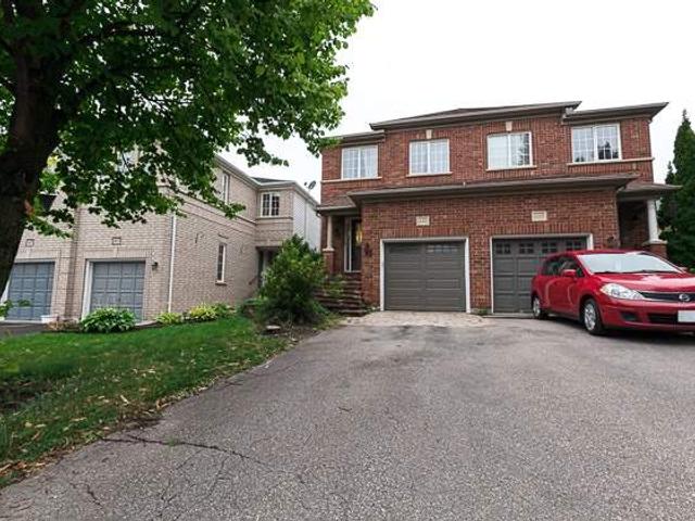 491 Heddle Cres