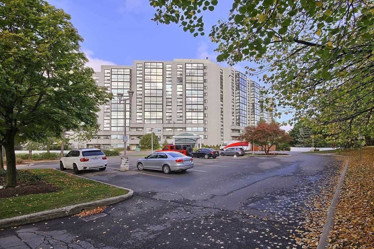 712 20 Harding Blvd W, Richmond Hill Sold, N4942342 Condos.ca
