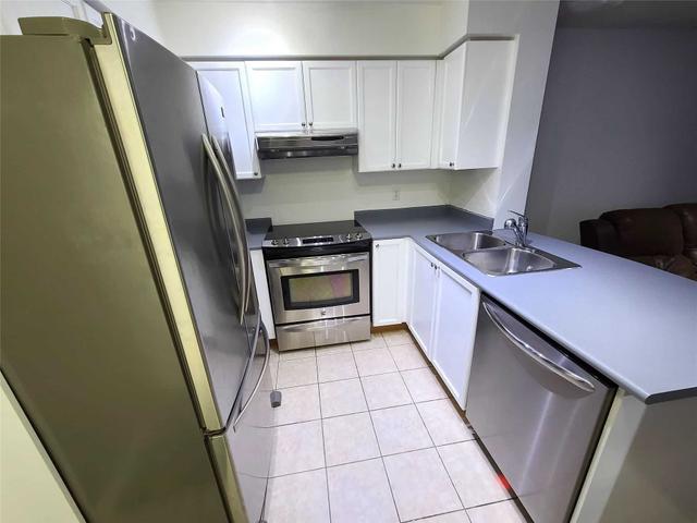 523 - 51 Baffin Crt
