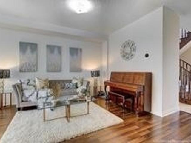124 Roy Grove Way
