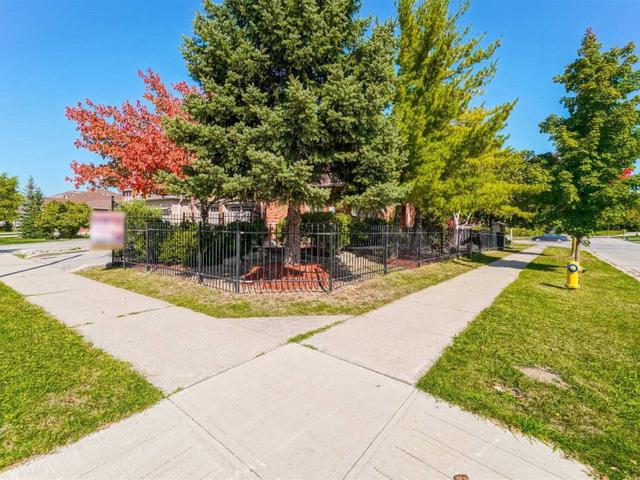 55 Claremont Lane