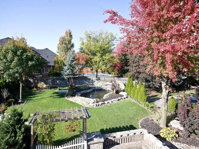 1094 Far North Circ