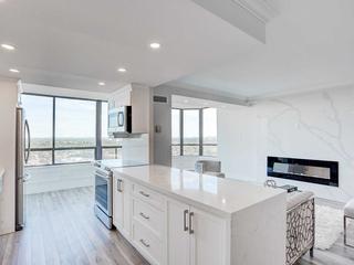 1601 - 7601 Bathurst St