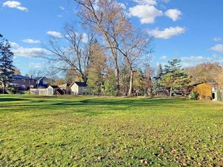147 Riverside Dr