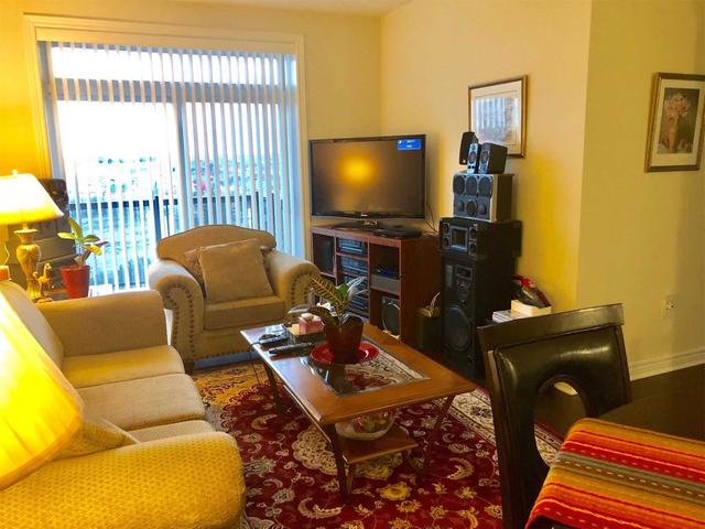 723 - 7325 Markham Rd