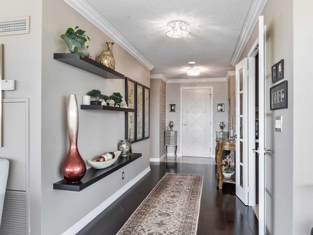 1101 - 18 Harding Blvd