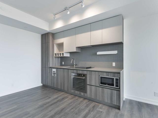 5511 - 898 Portage Pkwy