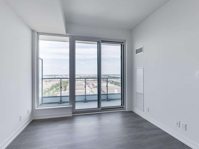 5511 - 898 Portage Pkwy