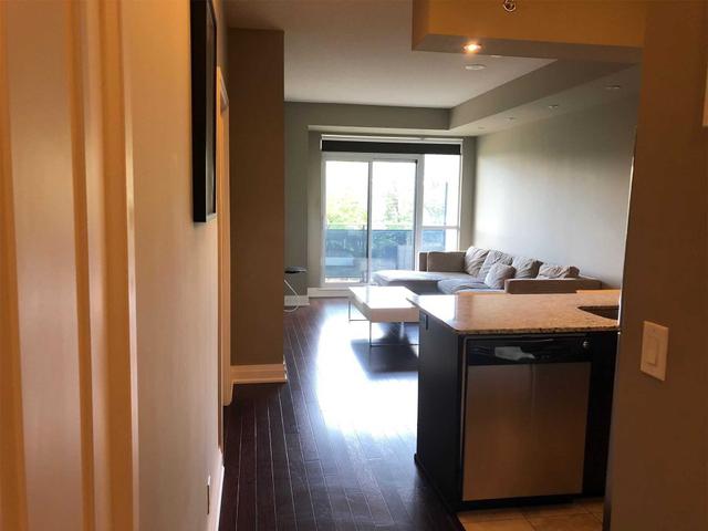 PH06 - 520 Steeles Ave W