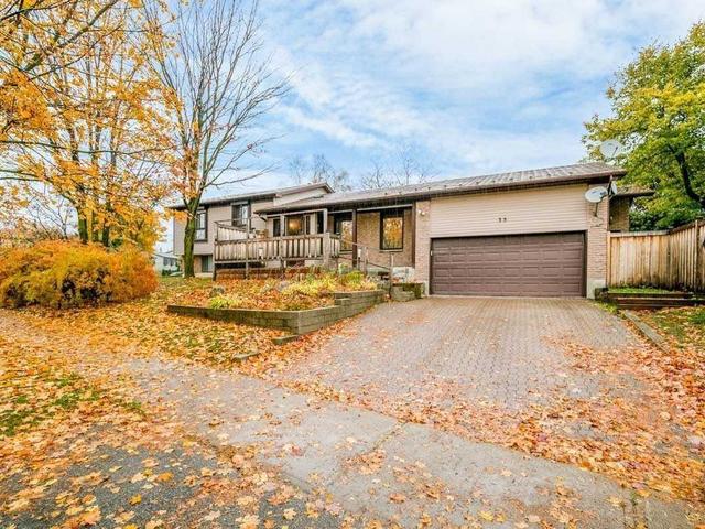35 Sanderson Cres