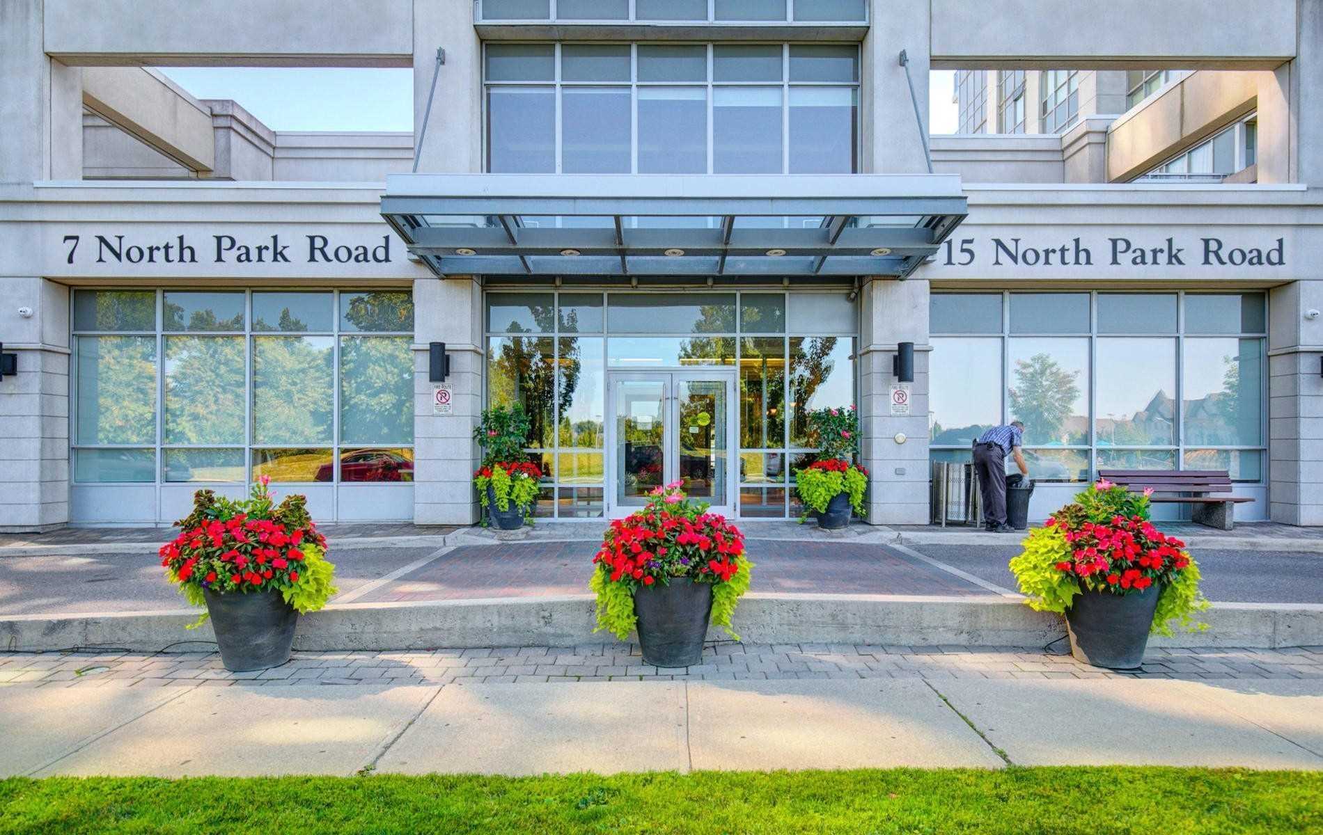 1203 15 North Park Rd, Thornhill Leased, N5083533 Condos.ca